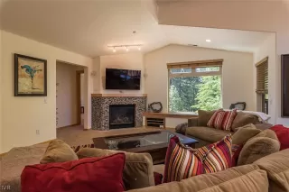 Photo #6: 1001011 Listing