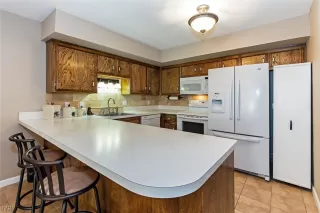 Photo #4: 1001081 Listing