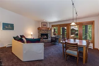 Photo #2: 1001086 Listing