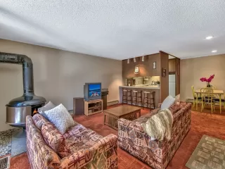 Photo #2: 1001115 Listing