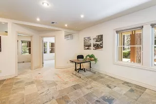 Photo #1: 1001122 Listing 