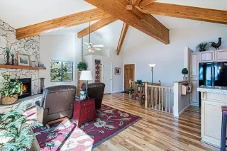 Photo #3: 1001201 Listing