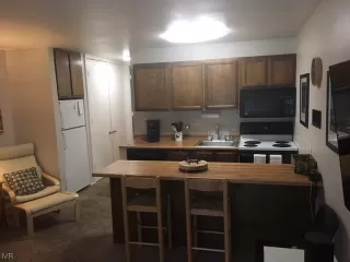 Photo #3: 1001207 Listing