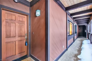 Photo #3: 1001243 Listing