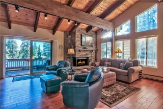 Photo #2: 1001282 Listing