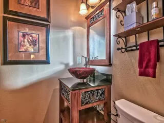 Photo #6: 1001282 Listing