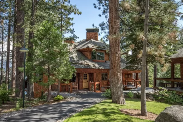 MLS: 1001293 Condo For Sale