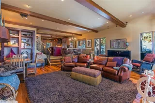 Photo #5: 1001293 Listing 