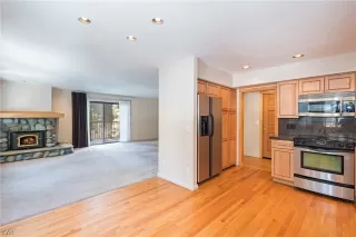 Photo #5: 1001335 Listing 