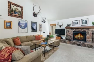 Photo #2: 1001338 Listing 