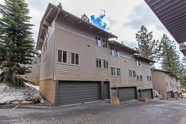 MLS: 1001349 Condo For Sale