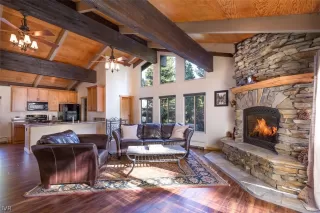 Photo #2: 1001349 Listing 