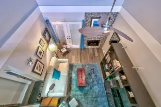 Photo #4: 1002403 Listing