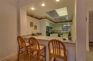 Photo #6: 1002421 Listing 