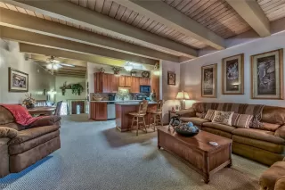 Photo #4: 1002478 Listing 