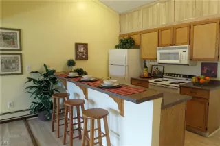 Photo #3: 1002529 Listing 