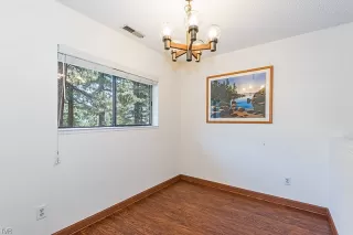 Photo #2: 1002548 Listing