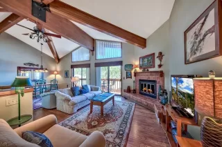 Photo #3: 1002552 Listing