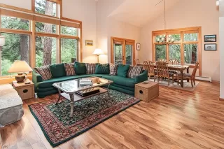 Photo #1: 1002589 Listing