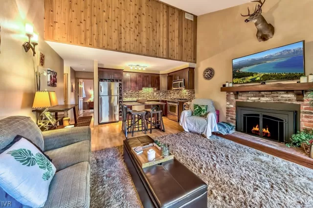 MLS: 1002595 Condo For Sale