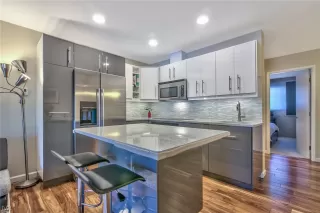 Photo #2: 1002610 Listing 