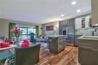 Photo #6: 1002610 Listing 