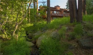 Click for more information on MLS # 1002612 : 685 WILSON WAY 4 More Details about MLS # 1002612 : 685 WILSON WAY 4