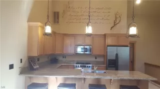 Photo #6: 1002623 Listing 