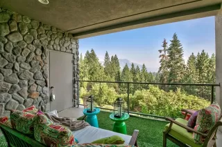 Photo #5: 1002681 Listing 