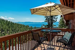 Photo #2: 1002701 Listing