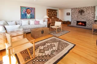 Photo #6: 1002757 Listing