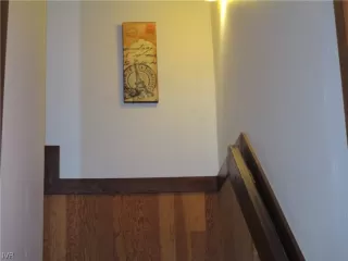 Photo #2: 1002785 Listing