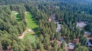 Photo #4: 1002793 Listing