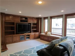 Photo #1: 1002825 Listing