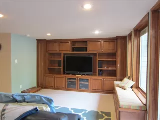 Photo #2: 1002825 Listing