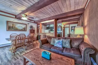 Photo #1: 1002838 Listing