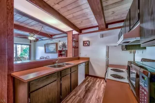 Photo #5: 1002838 Listing