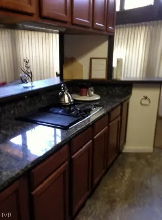 Photo #4: 1002864 Listing