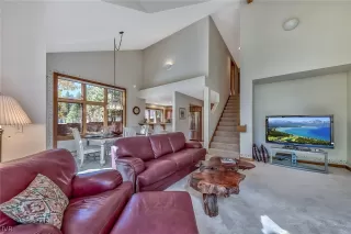 Photo #3: 1002868 Listing