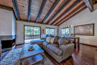 Photo #3: 1002885 Listing