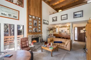 Photo #1: 1002914 Listing 