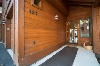 Photo #4: 1003965 Listing