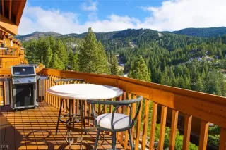 Photo #2: 1003975 Listing