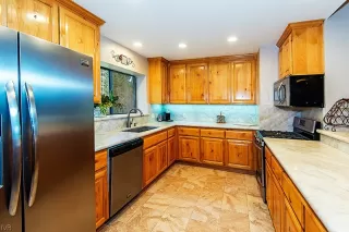 Photo #1: 1004055 Listing