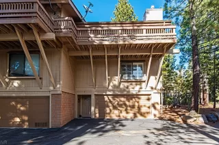 Photo #4: 1004055 Listing