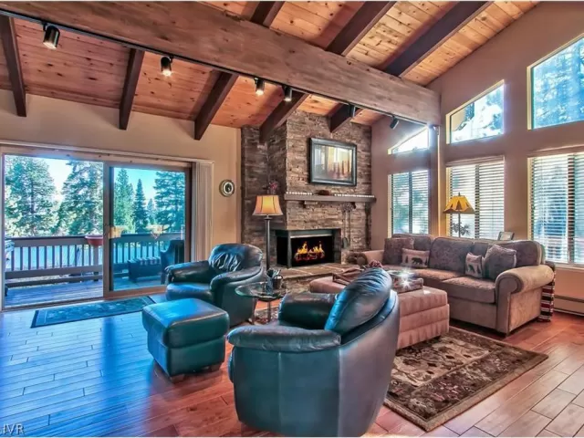 MLS: 1004063 Condo For Sale