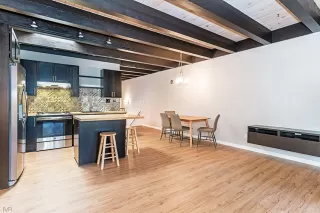 Photo #2: 1004121 Listing