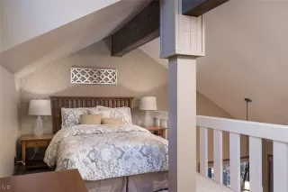 Photo #6: 1004198 Listing 