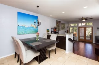 Photo #1: 1004206 Listing