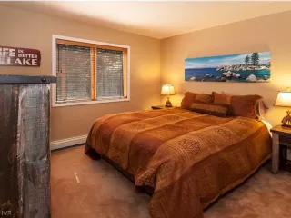 Photo #4: 1004227 Listing